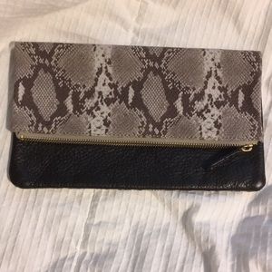 Snake skin leather zipper clutch
